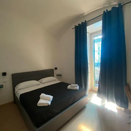 Maison Dante Bed & Breakfast Neapol