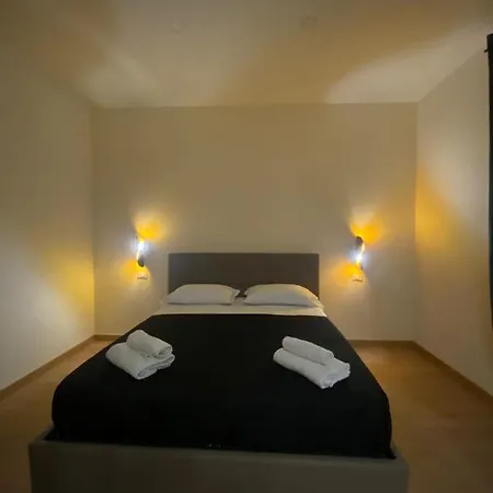 Maison Dante * Nápoles